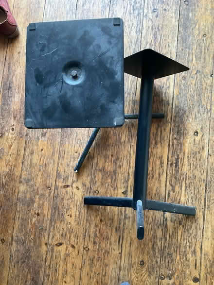 Photo of free Speaker stands (Malvern WR14) #1