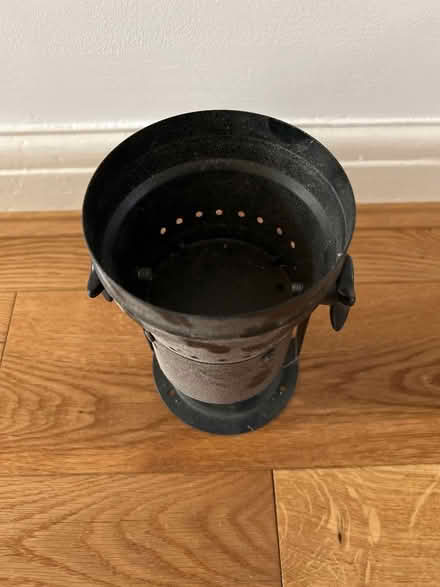 Photo of free Light fixture casing (SM4, Morden) #2