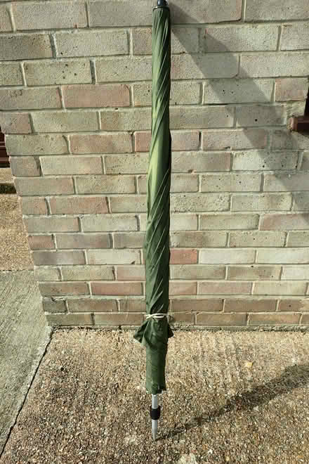 Photo of free fishing umbrella (Fincham PE33) #2