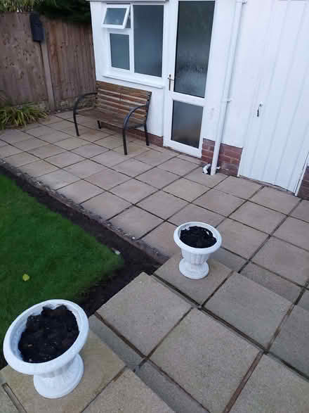 Photo of free Pots and bench (Gayton CH60) #1