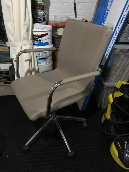 Photo of free Office chair (Thingwall) #1