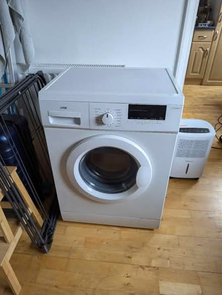 Photo of free Washing Machine (Surrey Quays SE16) #1