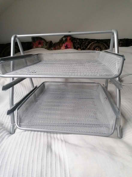 Photo of free 3 levels tray (Willesden, NW10) #2