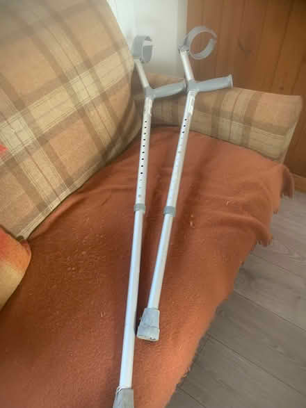 Photo of free Crutches (GL14) #1