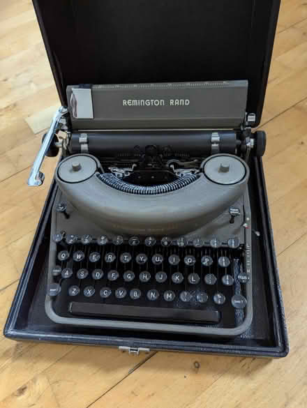 Photo of free Typewriter with case (Surrey Quays SE16) #1