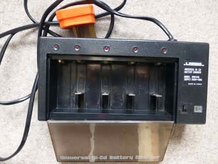 Photo of free Univeral Ni-Cd Battery Charger for Rechargeable Batteries (Littleover DE23) #3
