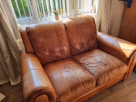 Photo of free 2 seater leather sofa (Fleetwood FY7) #1
