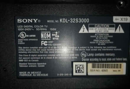 Photo of free 32" Flatscreen TV/ monitor (South Bellevue) #2
