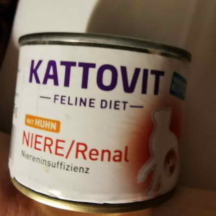 Photo of free Kattovit renal support cat food (Larkfield ME20) #1