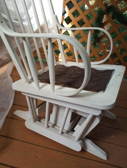 Photo of free Rocker Glider chair (Suffern - Jersey Ave) #2