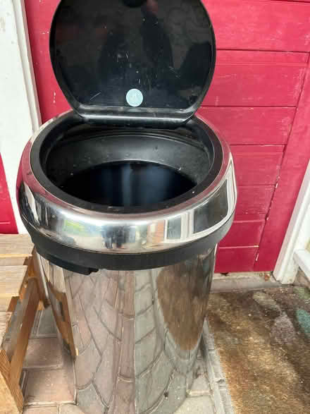 Photo of free Bin rvs (Twyford RG10) #1