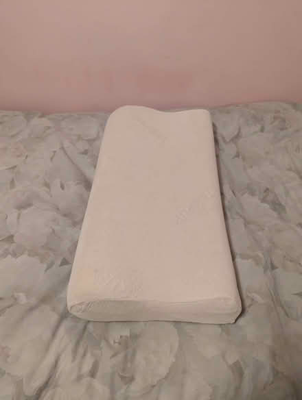 Photo of free Tempur Ergonomic Pillow (Cumnor OX2) #2