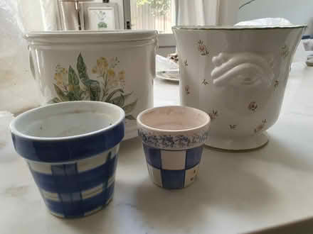 Photo of free 4 ceramic planters (Teddington TW11) #2