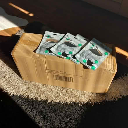 Photo of free Box full of 200 new face masks (Hitchin SG5) #1