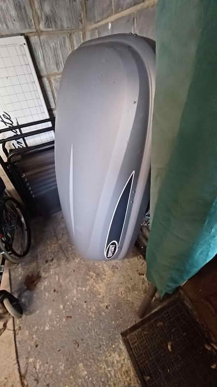Photo of free car top box (cr04df) #2