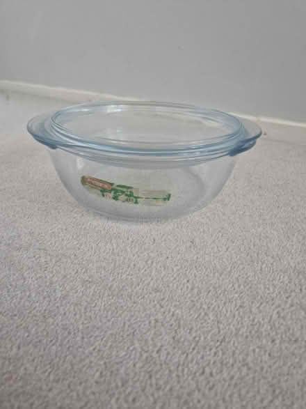 Photo of free Pyrex oven ware (Welwyn Garden AL7) #1
