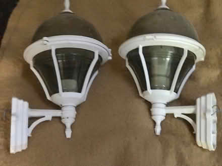 Photo of free Wall lights (Lloyd Park CR2) #1