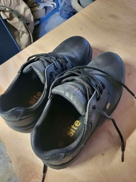 Photo of free Pair of Size 8 steel toecap safety shoes (Colwall WR13) #1