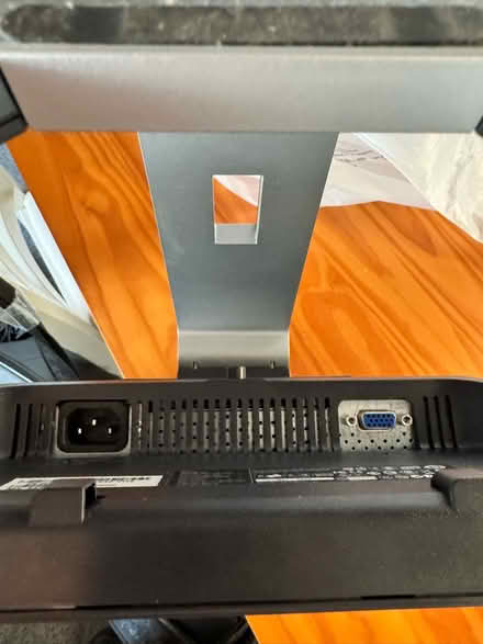 Photo of free Dell computer monitor (TN39 Bexhill) #2