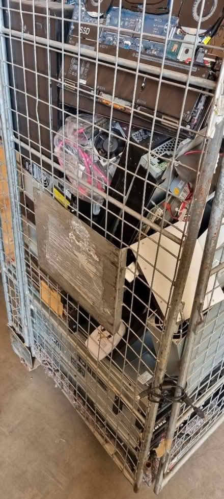 Photo of free Job lot - Servers/laptop & more (Twyford RG10) #3