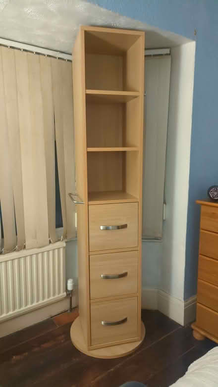 Photo of free Full length mirror (Ermin Park GL3) #2