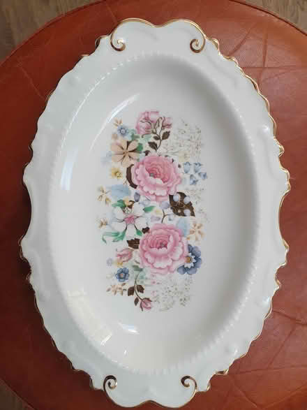 Photo of free Royal Doulton floral dish (Teddington TW11) #1