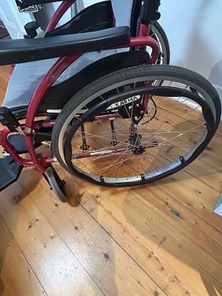 Photo of free Karma lite wheelchair (Surrey Hills) #3