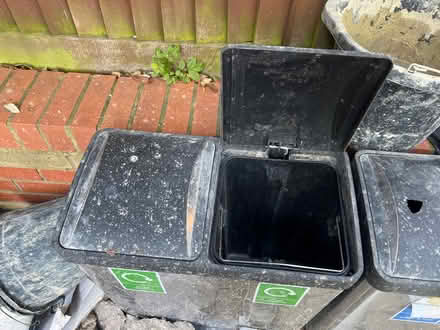 Photo of free bin (SW20) #2