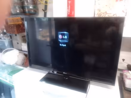 Photo of free Tv (Yockleton shrewsbury) #1