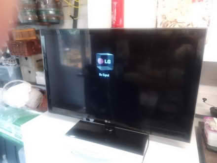 Photo of free Tv (Yockleton shrewsbury) #1