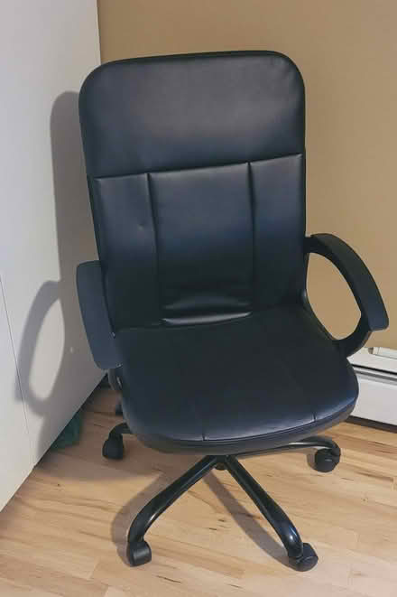 Photo of free Office Chair (NW Evanston, Central St) #1