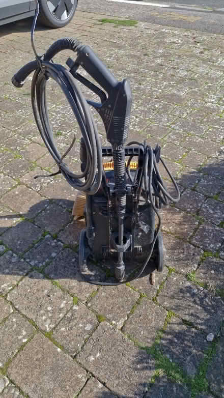 Photo of free JCB Pressure Washer with tools (Lower Walmer, CT14) #4