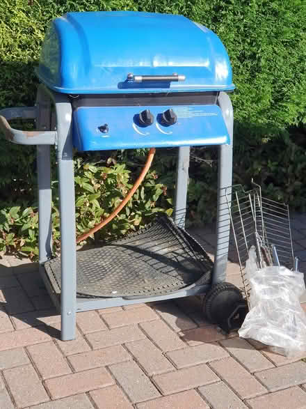 Photo of free Gas barbecue with lid (South Elmsall) #1