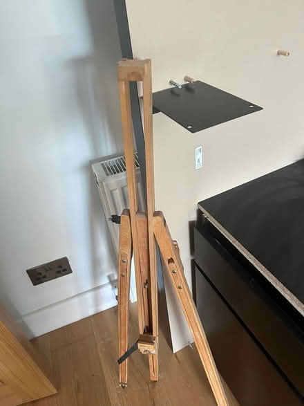 Photo of free Easel (Titchfield PO14) #1