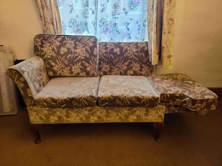 Photo of free Small sofa (Woodseats S8) #1