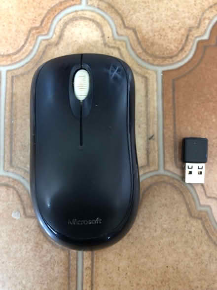 Photo of free Microsoft wireless keyboard and mouse (Marston OX3) #2