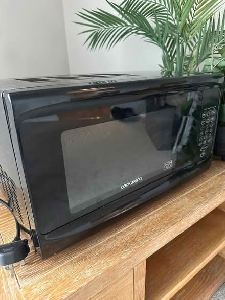 Photo of free Microwave (Lea Industrial Estate AL5) #1
