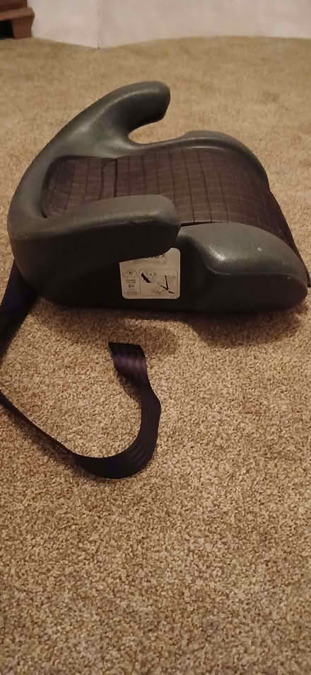 Photo of free Child's car booster seat (Southmead BS10) #1