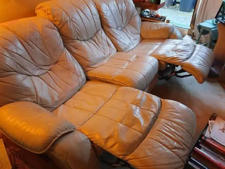 Photo of free 3-seater leather sofa recliner (Portway, Frome, BA11) #4