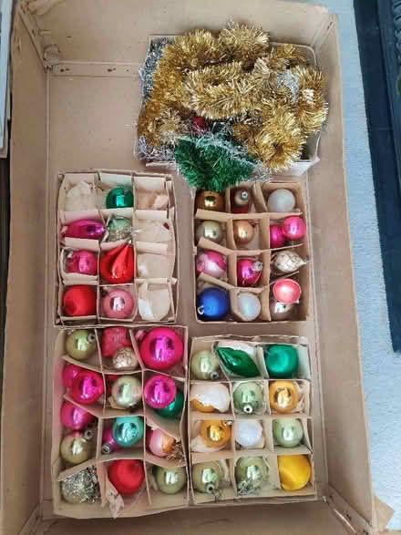 Photo of free Christmas tree decorations (Hove BN3) #1