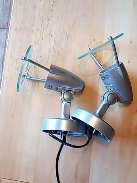 Photo of free 2 x spotlights (Harrogate HG2) #1