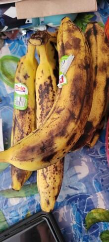 Photo of free 6 bananas for banana bread #1