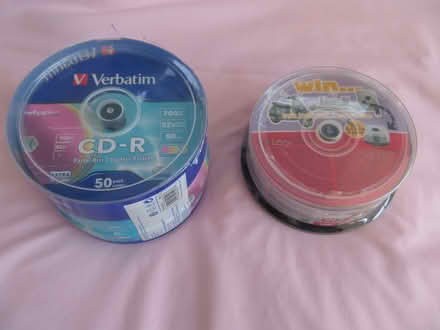 Photo of free CD-R – Recordable Blank CDs - 75 (CO15) #1