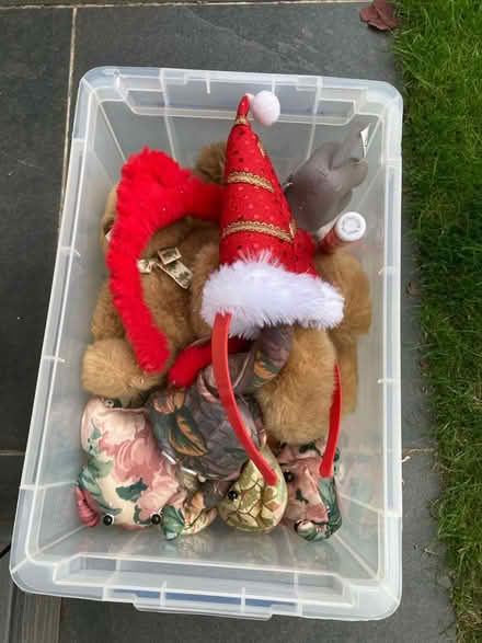 Photo of free Box of soft toys (SS9) #1