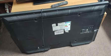 Photo of free Toshiba TV 40 in (M14) #3