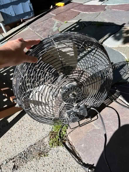 Photo of free Fan (Roxbury) #1
