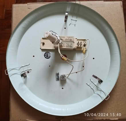 Photo of free Light Fitting (Marine Terrace) #2