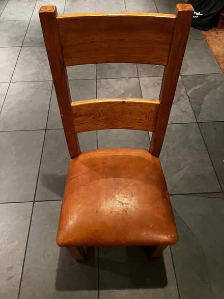 Photo of free Glass dining table and 6 chairs (Wandsworth Common SW17) #2