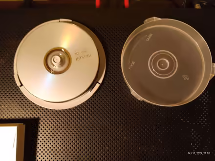 Photo of free DVD RW + Paper sleeves. (Prittlewell SS0) #2