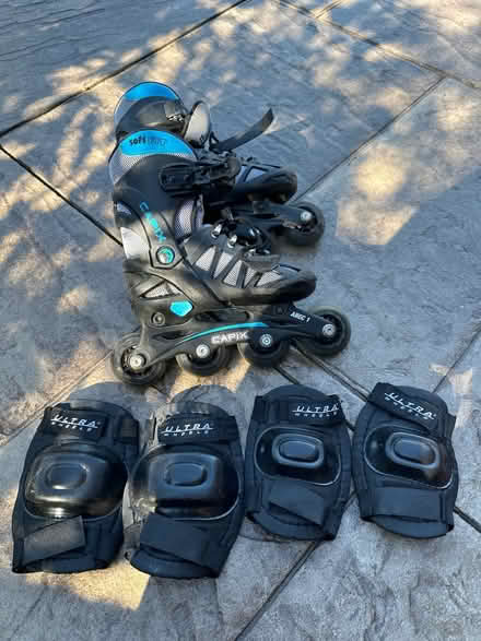 Photo of free Child rollerblades (Third line and Dundas) #1
